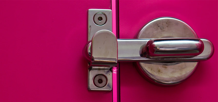 Childproof Gate Lock in Wheeling, Illinois