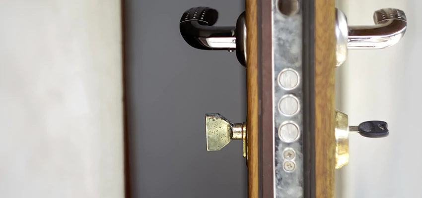 Holiday Emergency Locksmith in Wheeling, Illinois